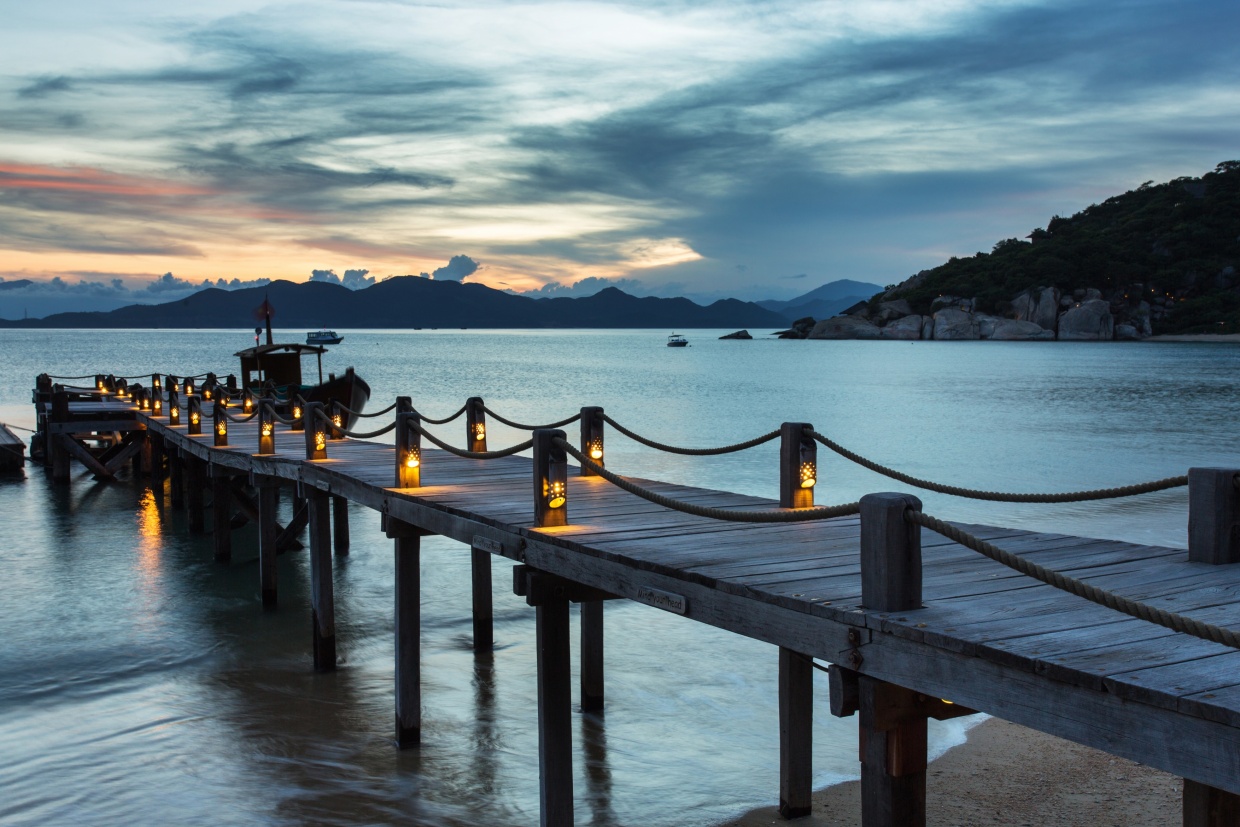 Jetty_at_dusk